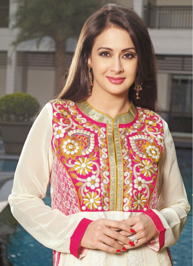 actor Preeti Jhangiani large photo