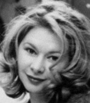 actor Kellie Waymire large photo