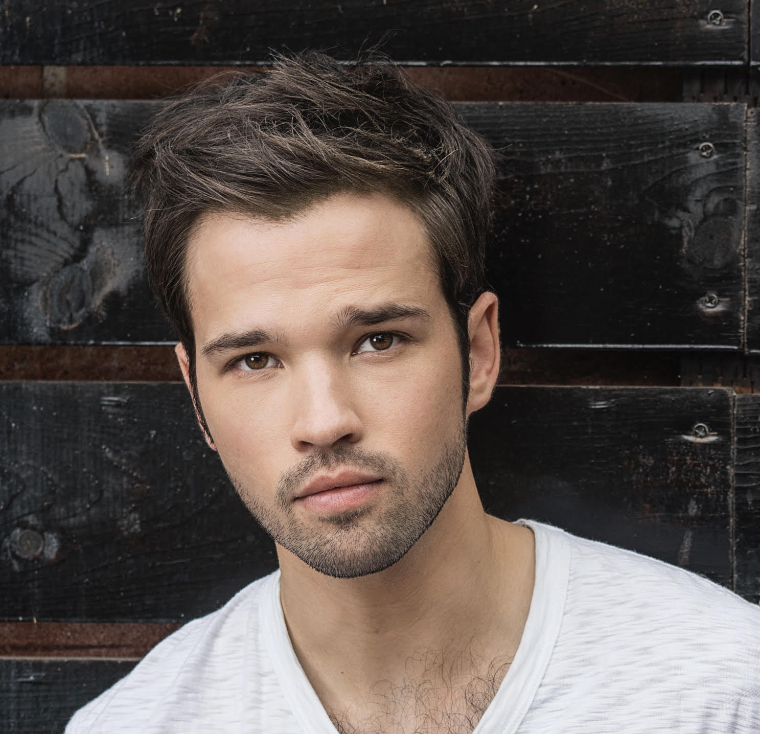 actor Nathan Kress large photo