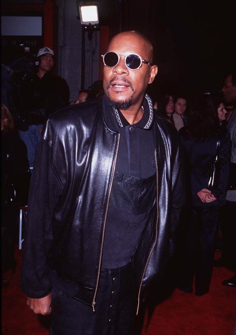 actor Avery Brooks large photo