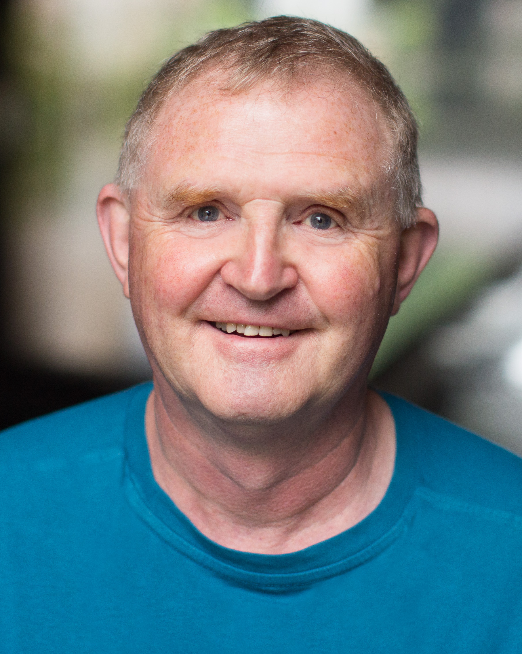 actor Paul Butterworth large photo