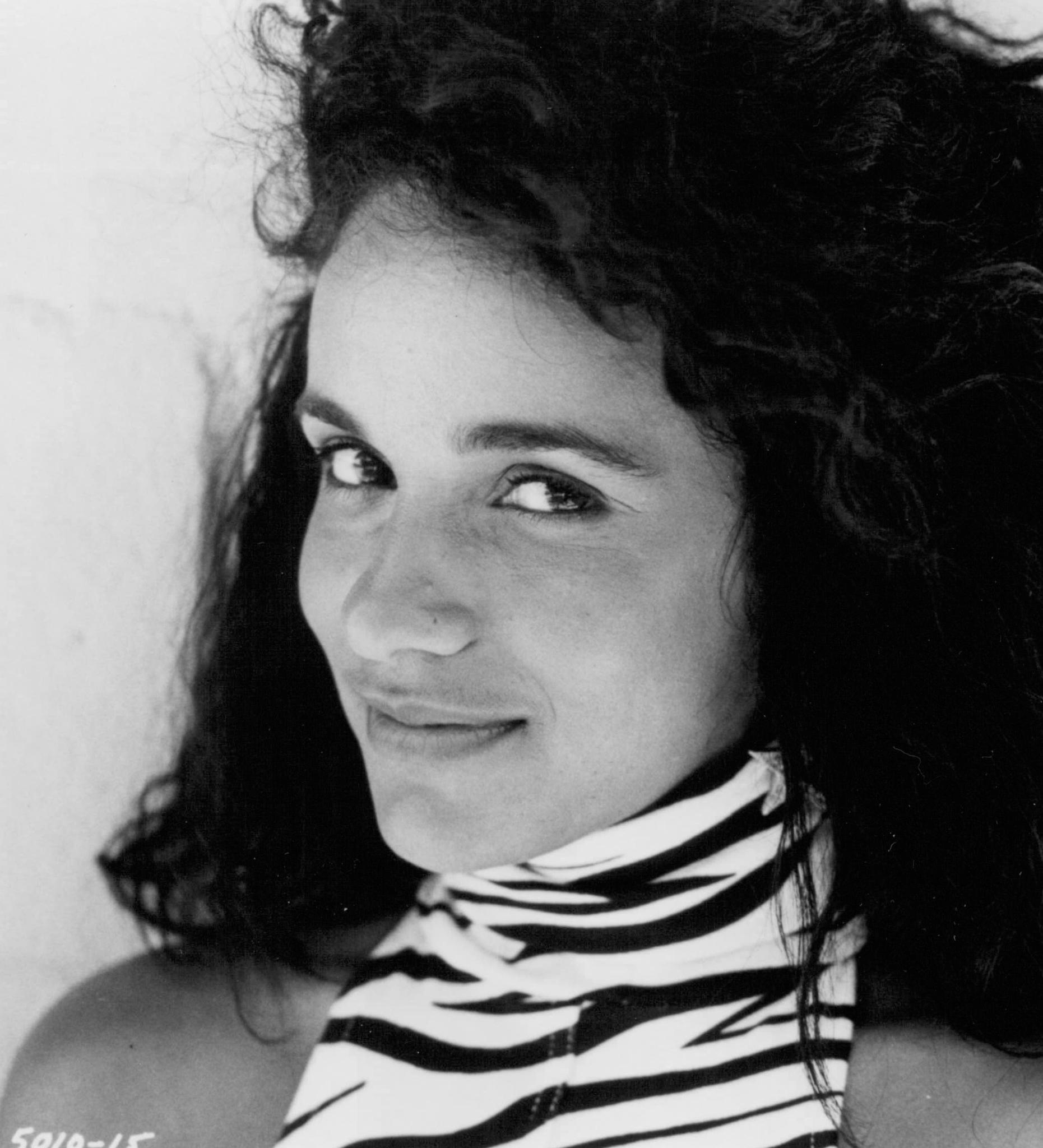 actor Kelly Jo Minter large photo