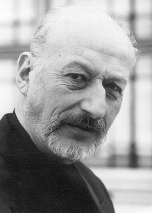 actor Vernon Dobtcheff large photo