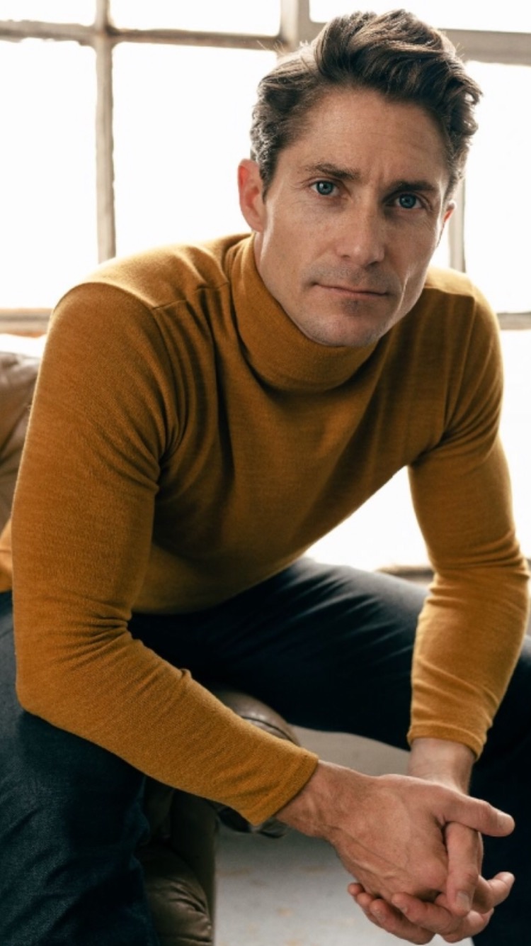 actor Matthew MacCaull large photo