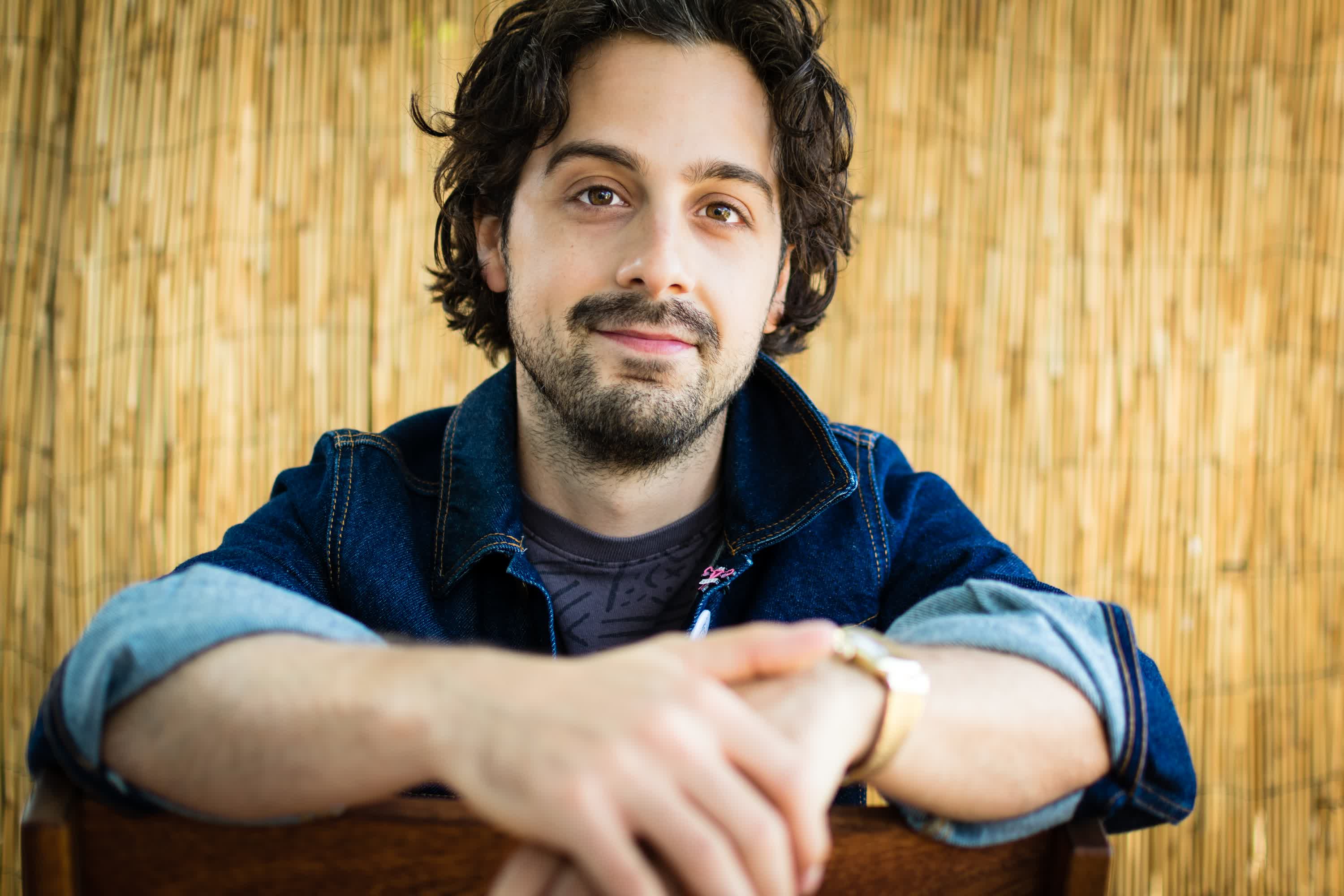 actor Matt Bush large photo