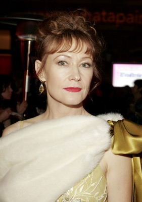 actor Ann Magnuson large photo