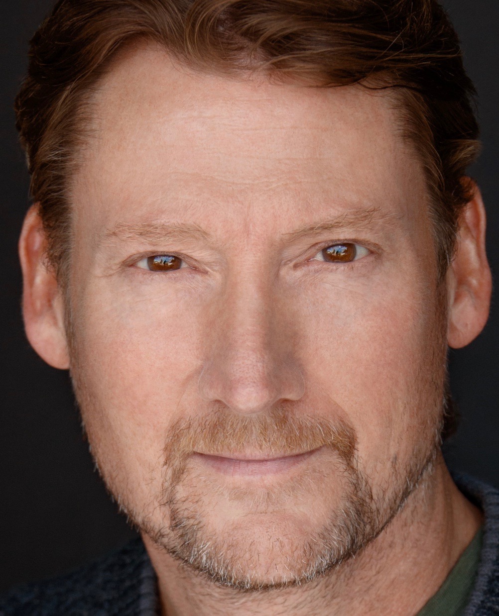 actor Aaron Pearl large photo