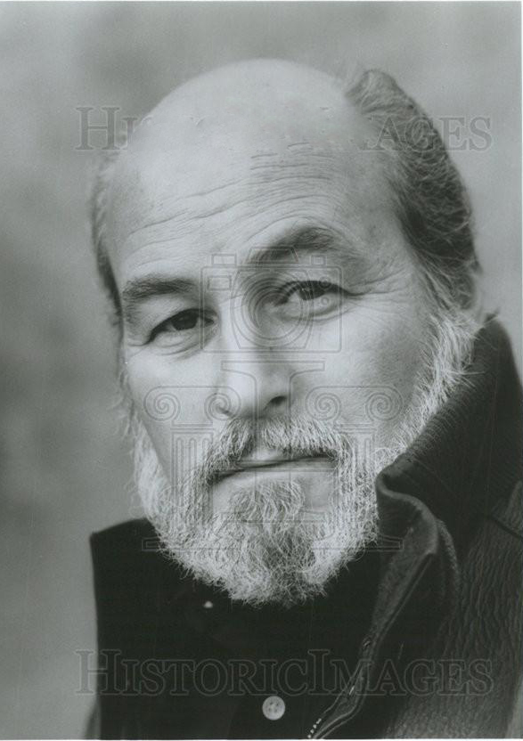 actor Byrne Piven large photo