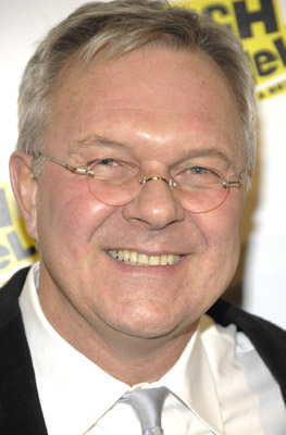 actor Walter Bobbie large photo