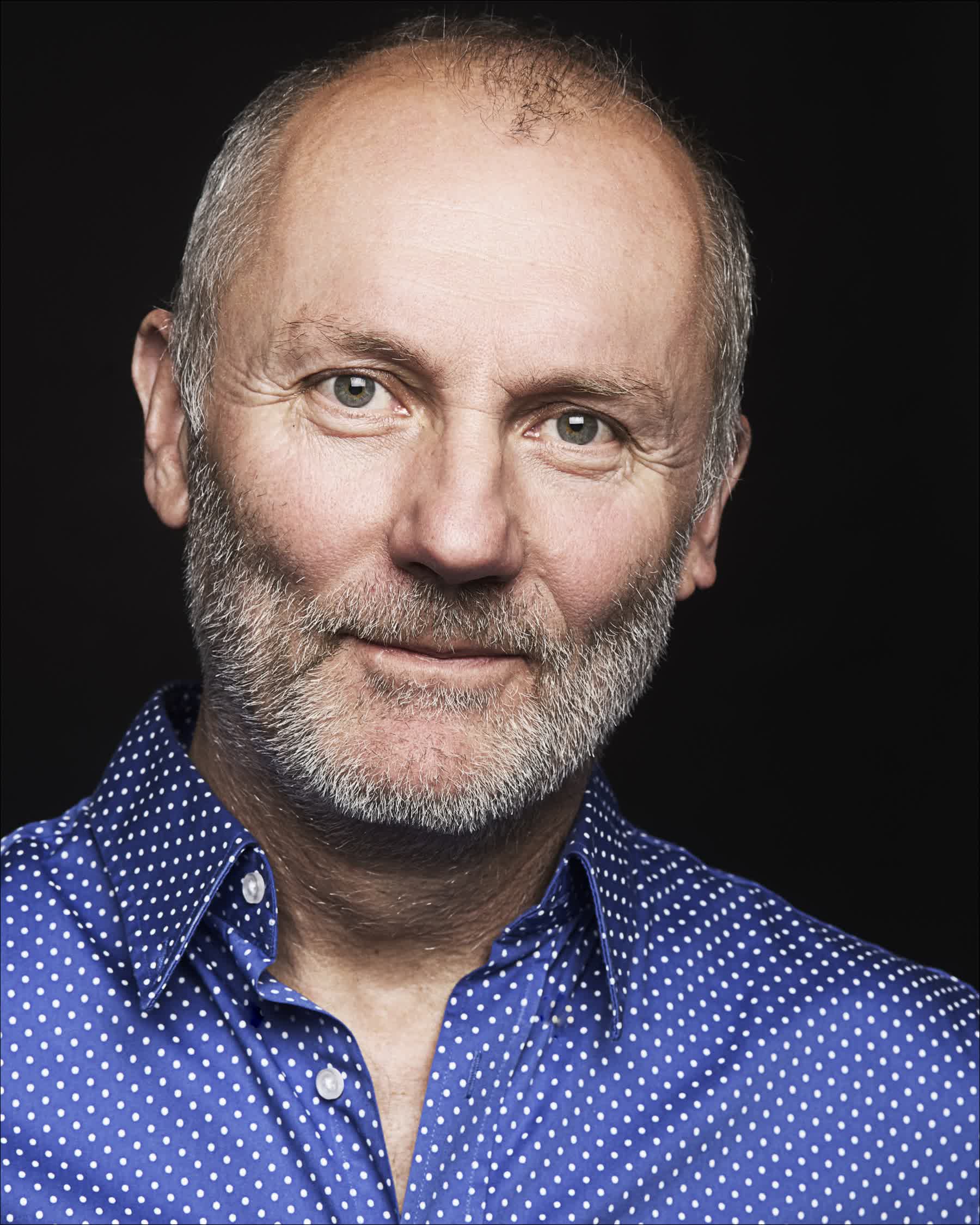 actor Aden Gillett large photo