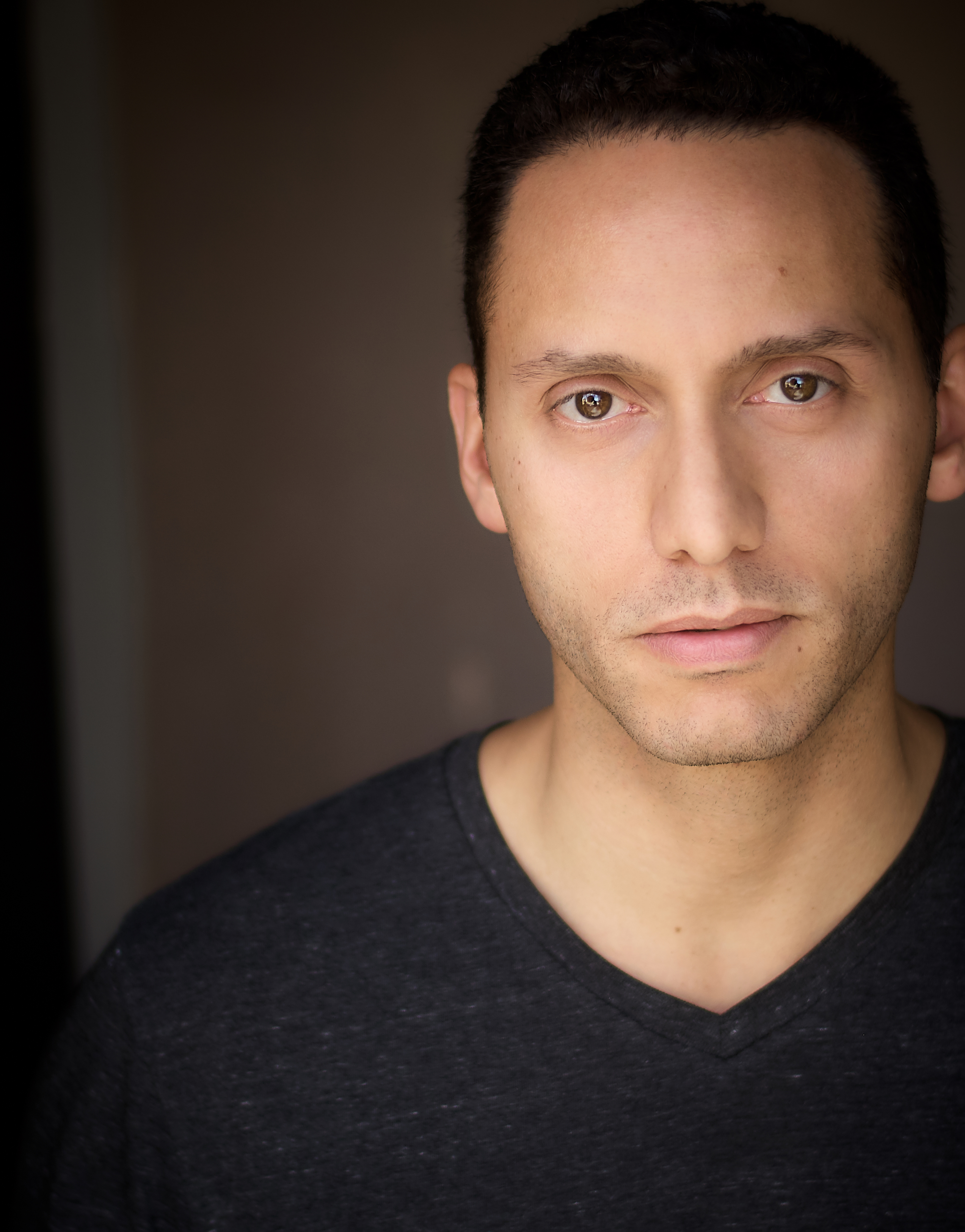 actor Elliot Villar large photo