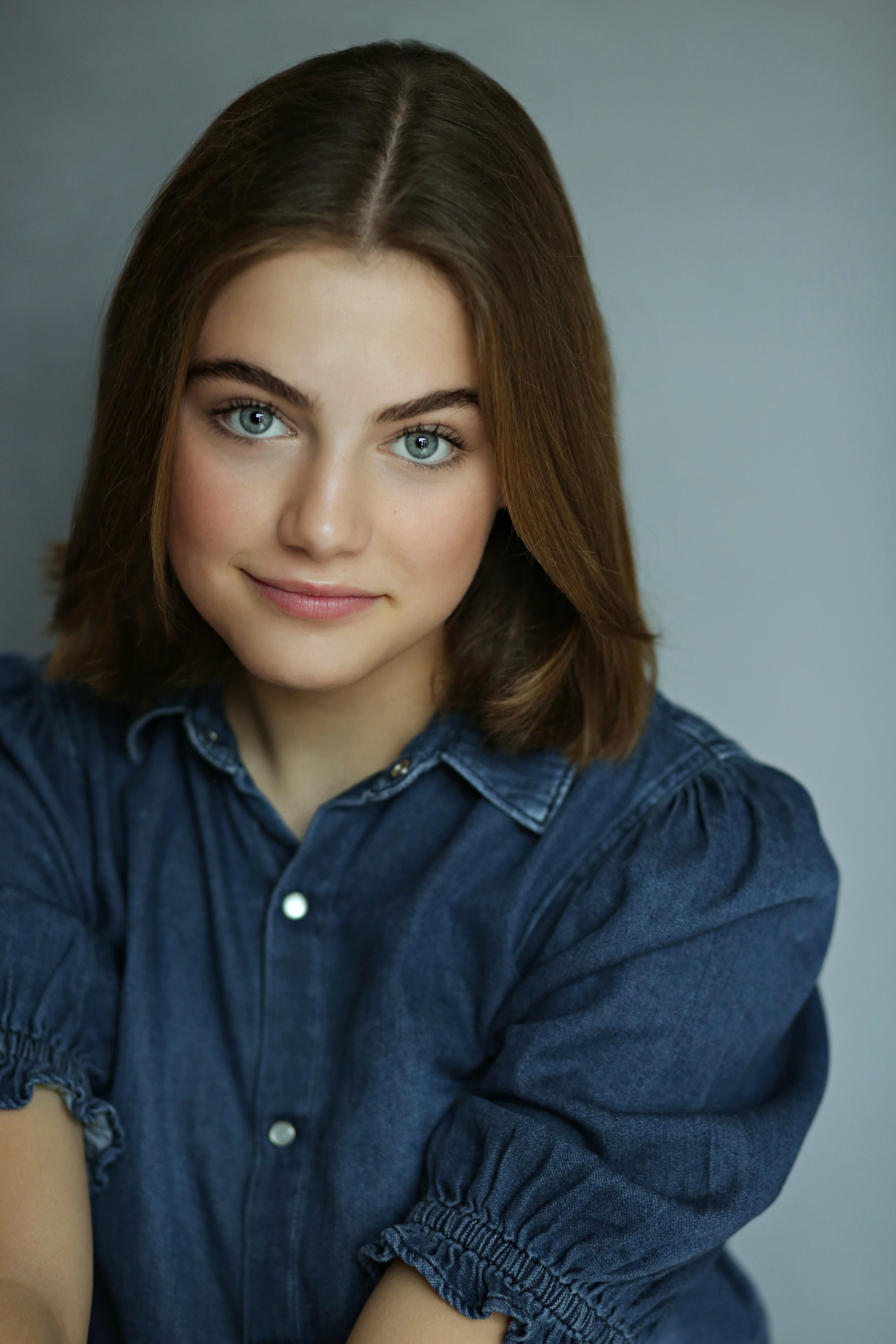 actor Ella Bright large photo