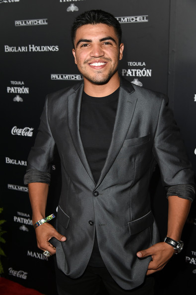 actor Victor Ortiz large photo