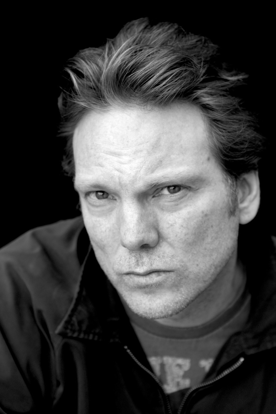 actor Andrew Tiernan large photo