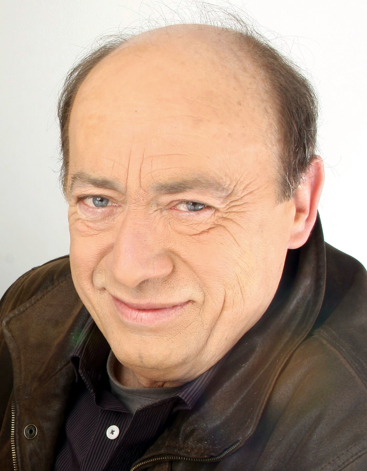 actor Etienne Chicot large photo