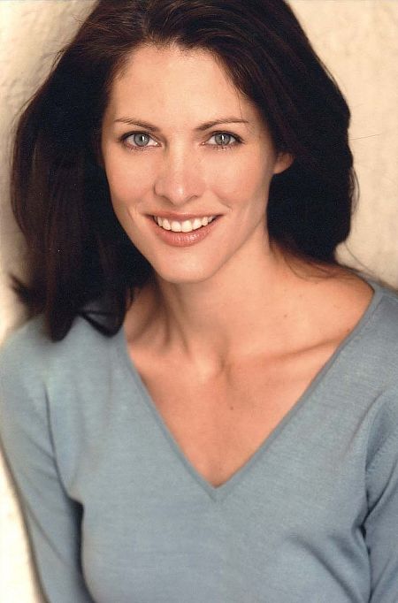 actor Larisa Miller large photo