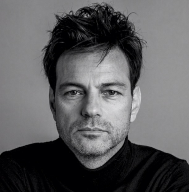 actor Aki Avni large photo