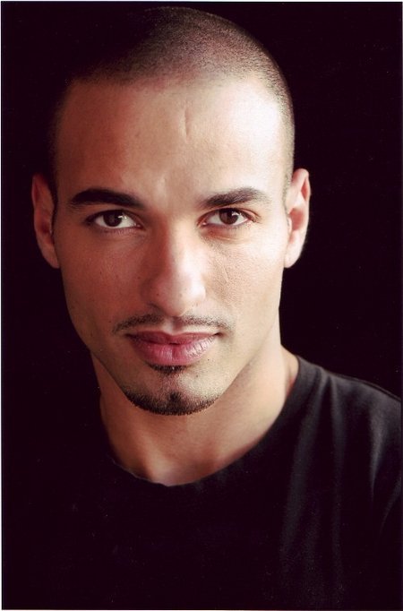 actor Haaz Sleiman large photo