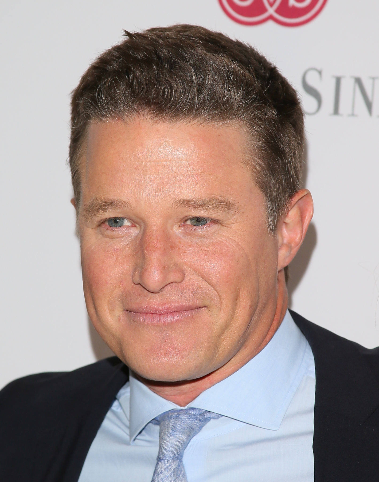 actor Billy Bush large photo