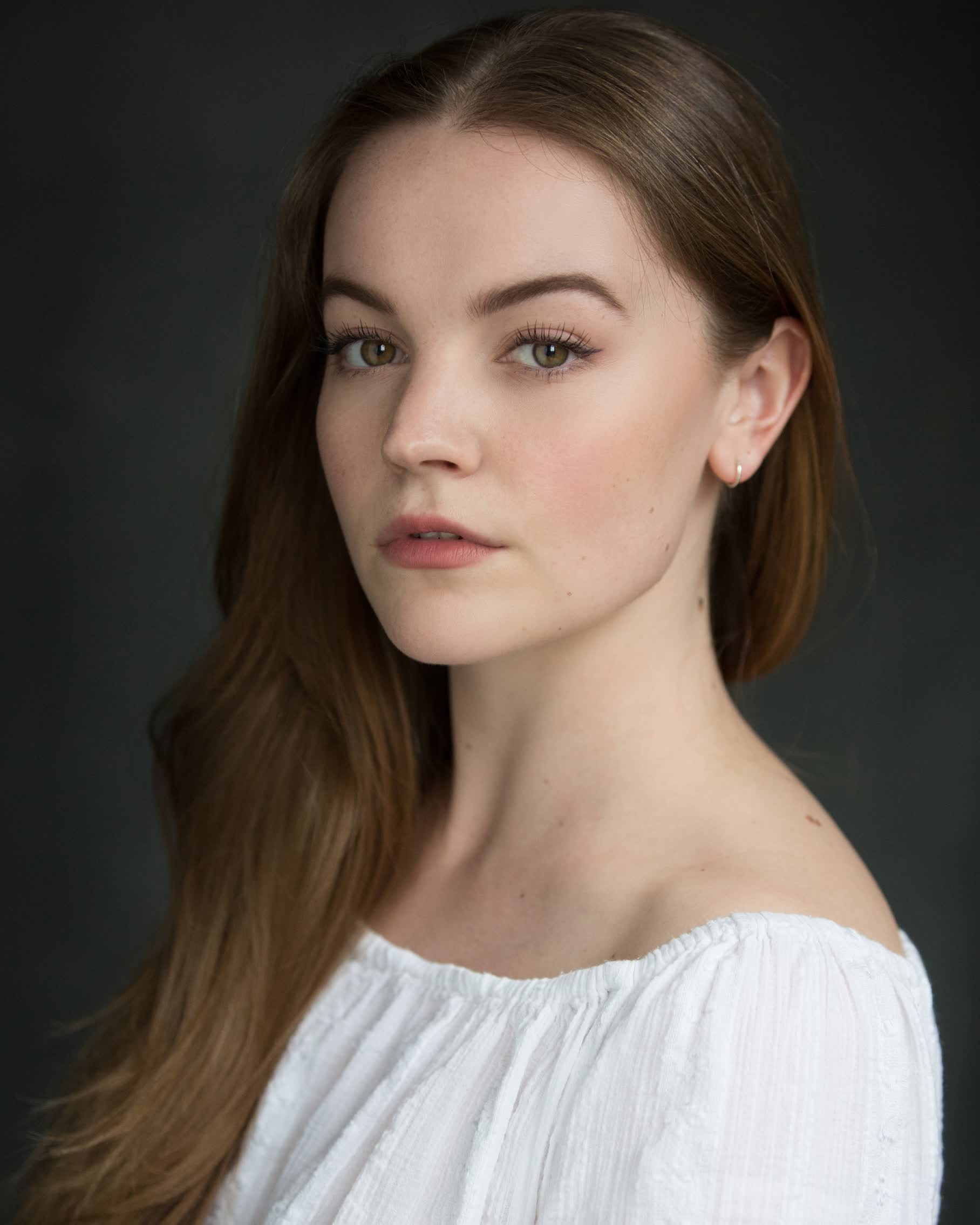 actor Izzy Meikle-Small large photo