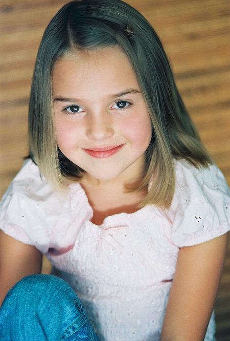 actor Hailey Noelle Johnson large photo