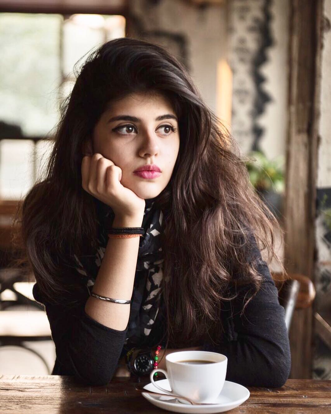 actor Sanjana Sanghi large photo