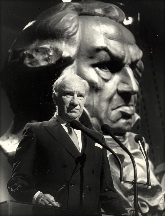 actor Fernando Fernán Gómez large photo