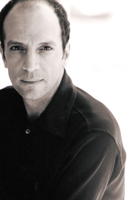 actor Carl Alacchi large photo