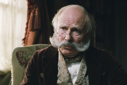 actor Edward Hardwicke large photo