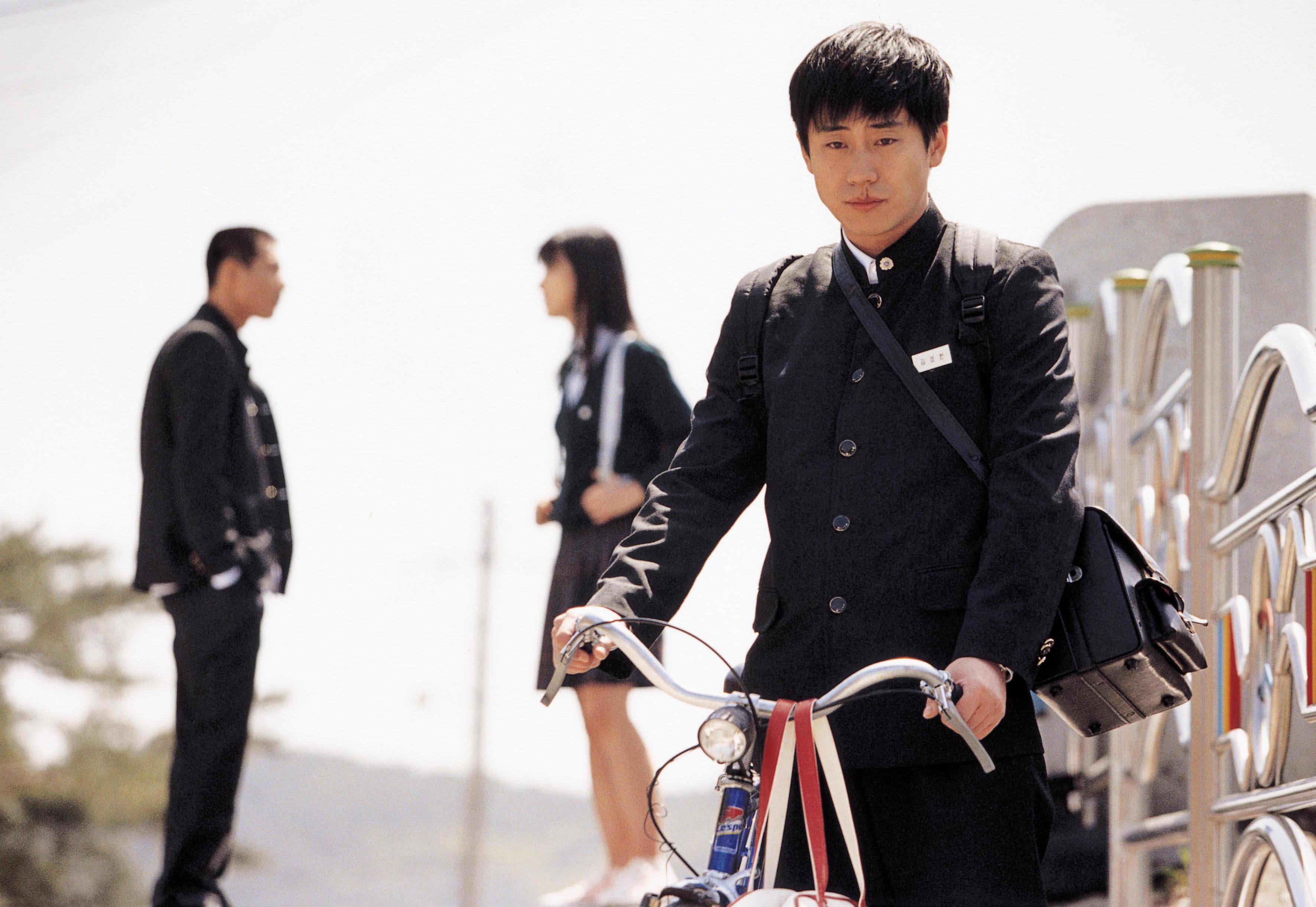 actor Shin Ha-kyun large photo