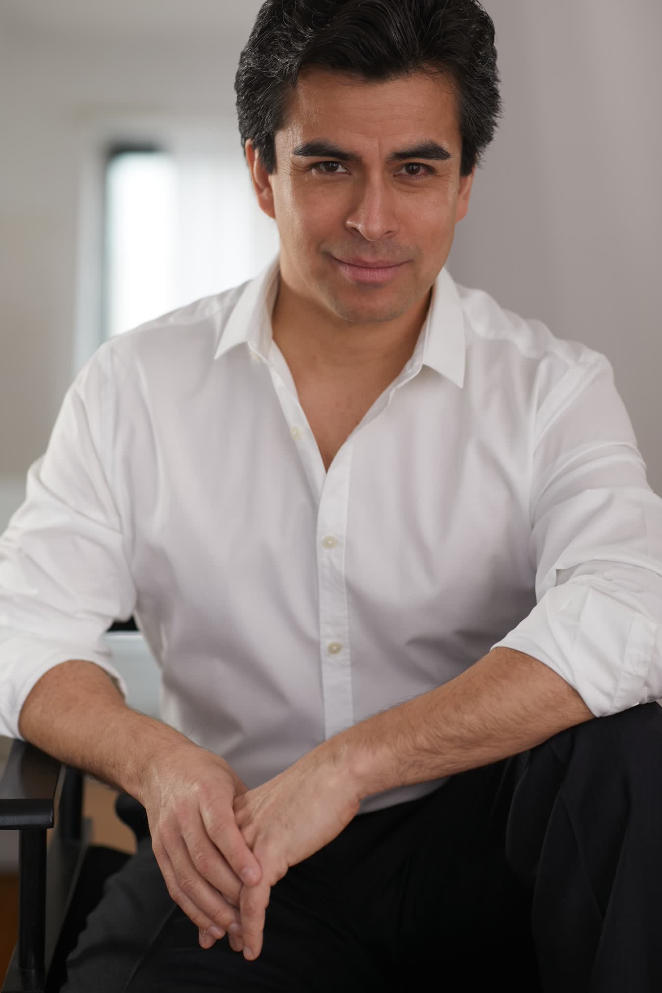 actor Alberto Bonilla large photo