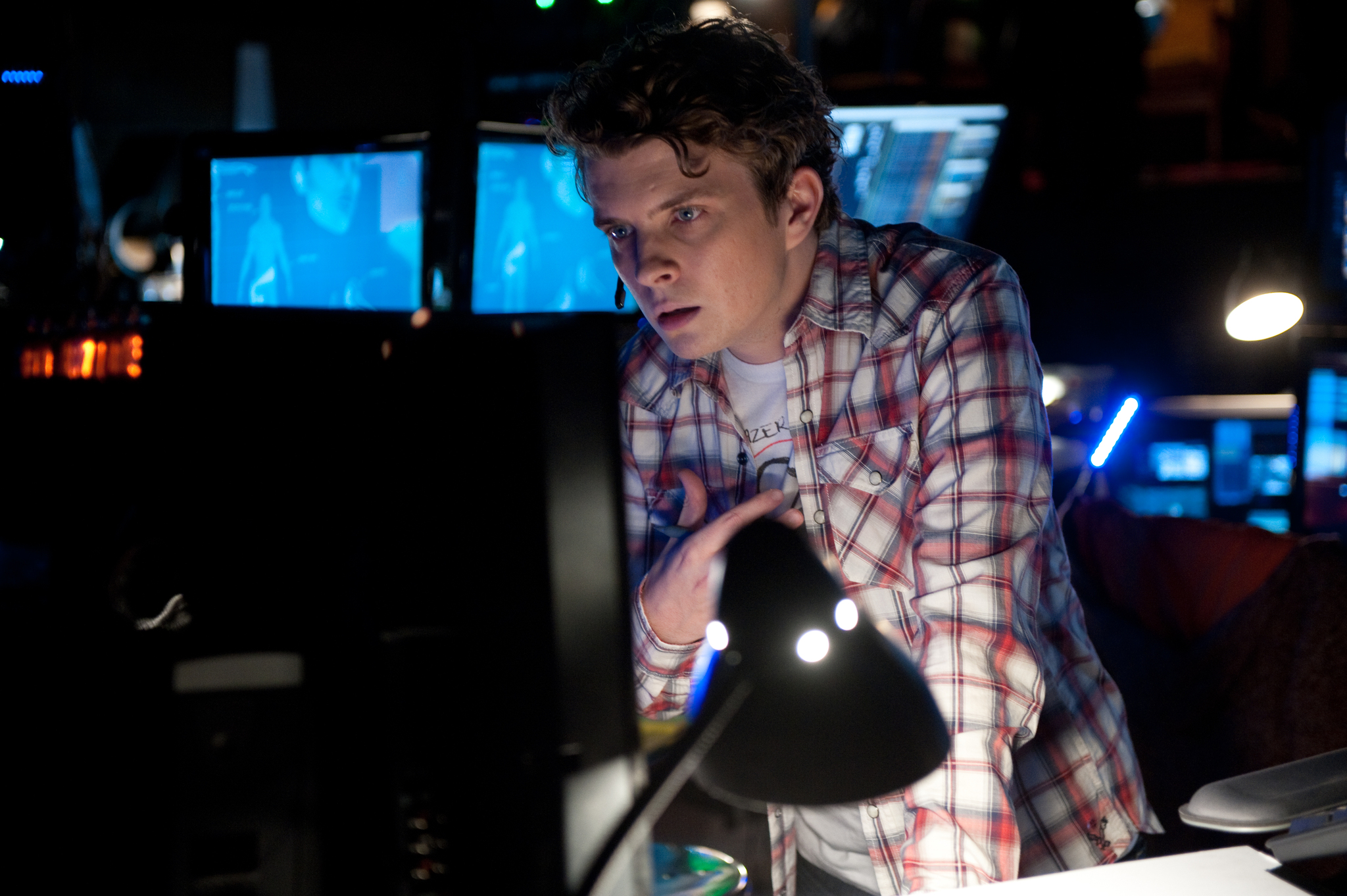 actor Erik Knudsen large photo