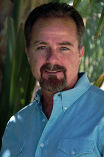 actor David Hugghins large photo