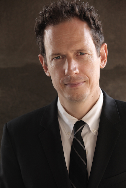 actor John Asher large photo