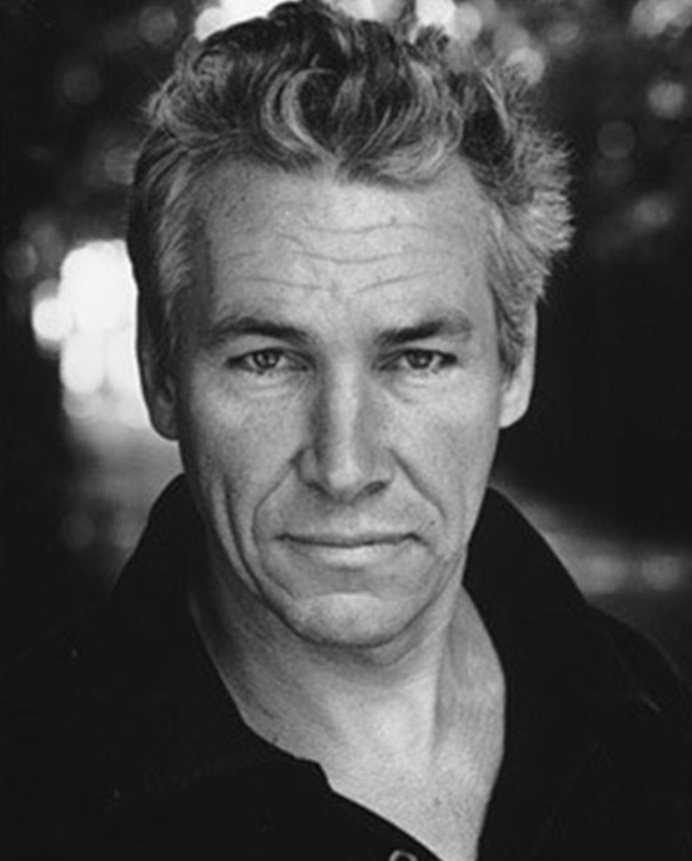 actor Simon Dutton large photo