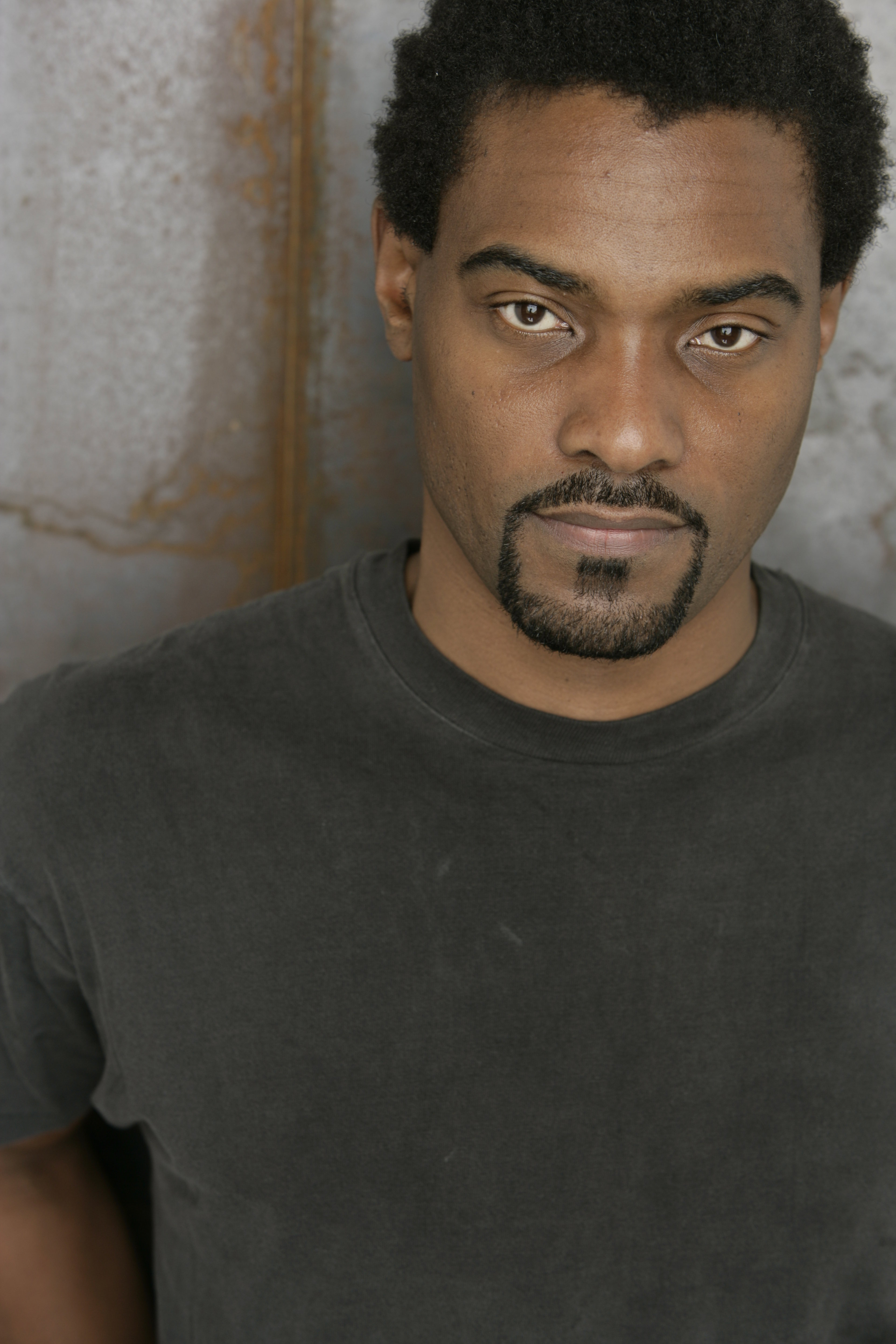 actor Cyrus Farmer large photo