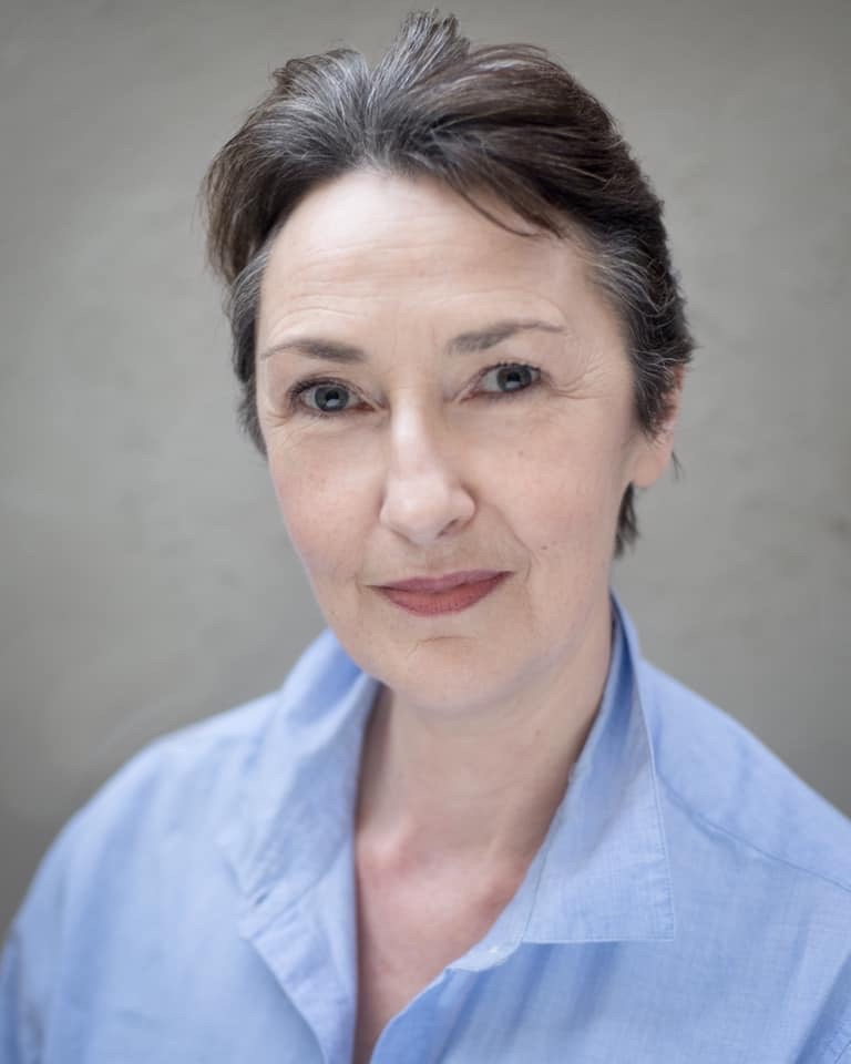 actor Penelope McGhie large photo