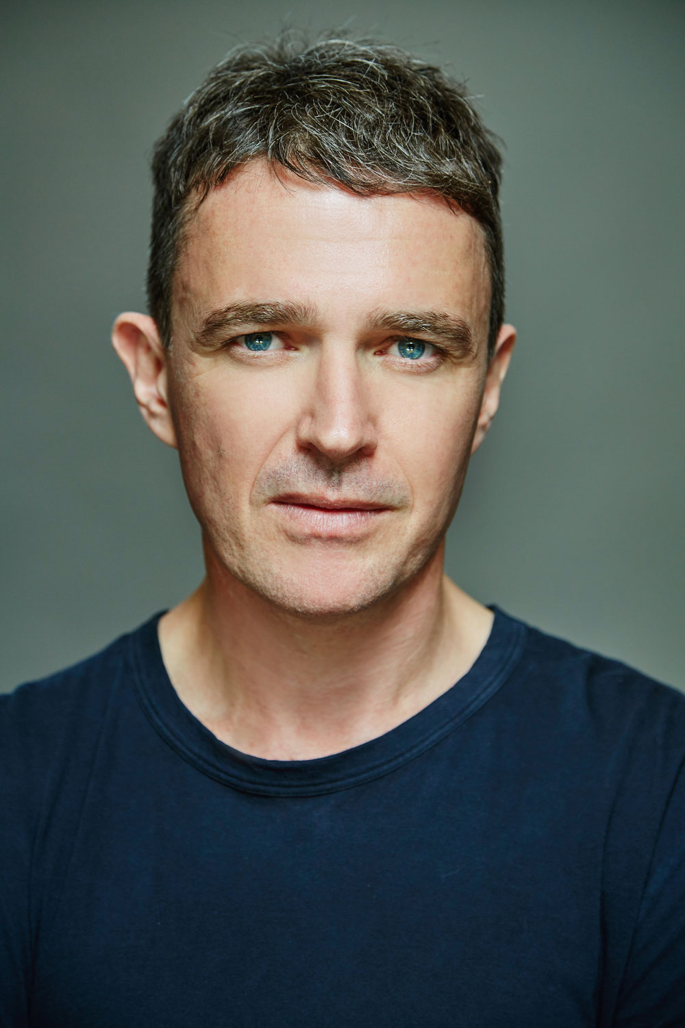 actor Matt Day large photo