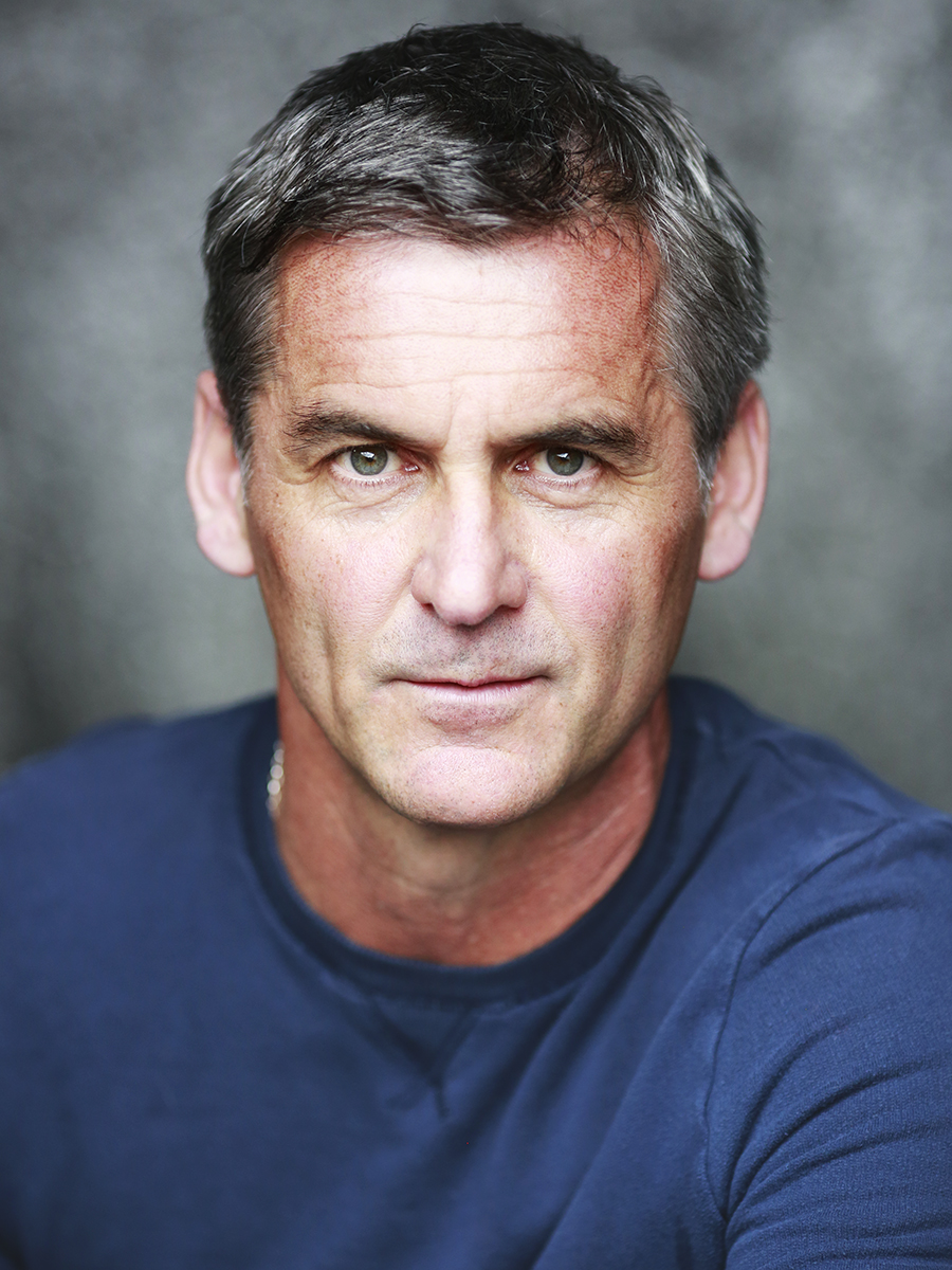 actor Nigel Whitmey large photo