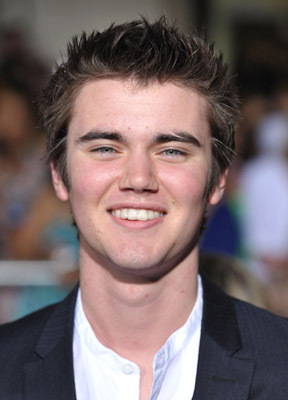 actor Cameron Bright large photo