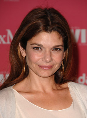 actor Laura San Giacomo large photo