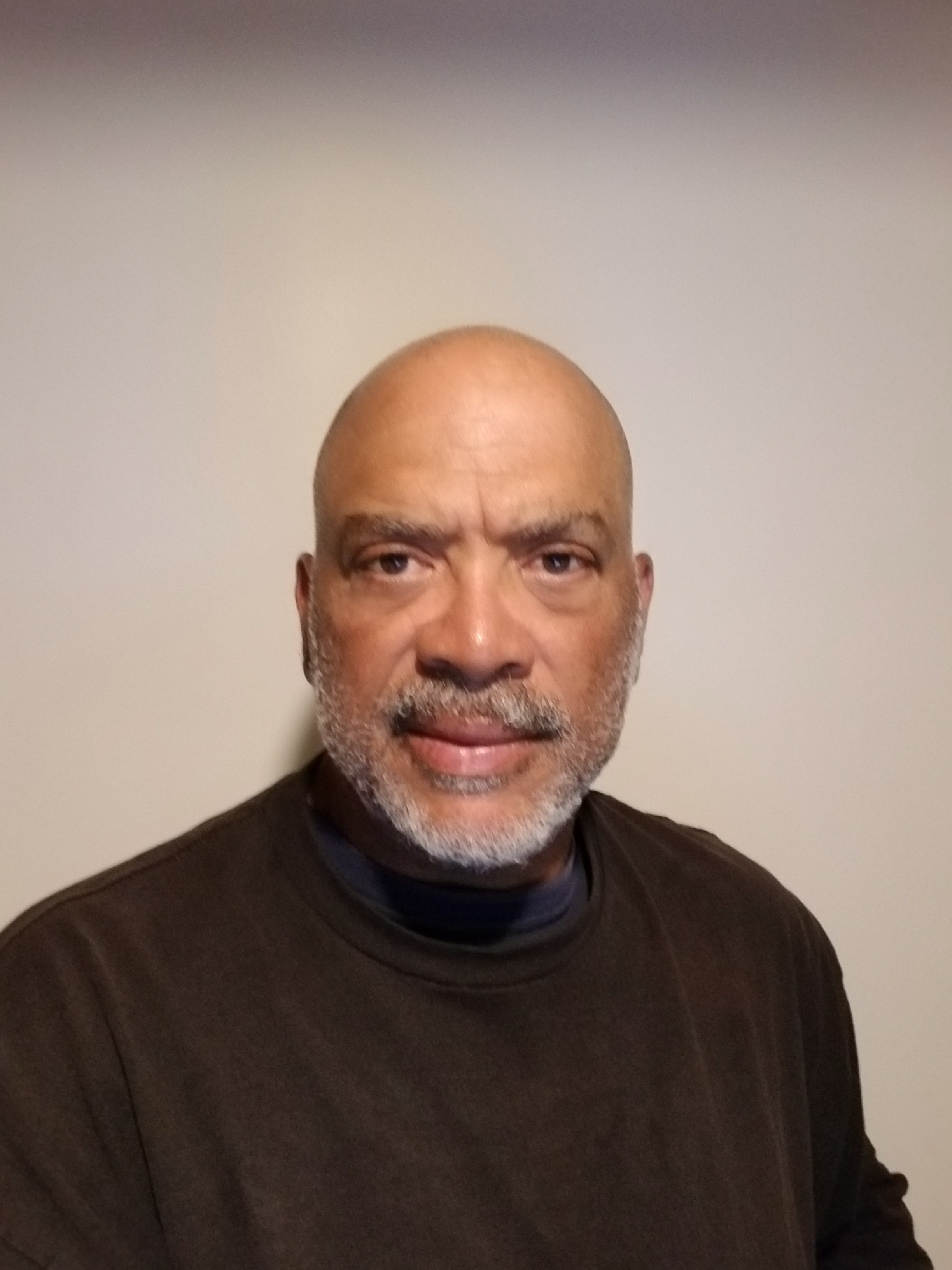 actor David Roberson large photo