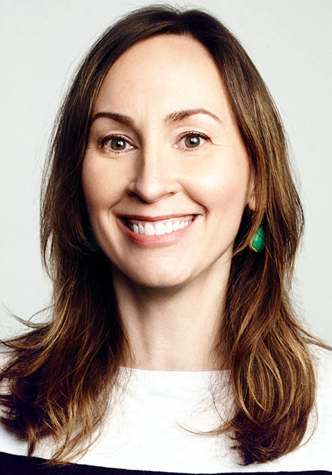 actor Liz Cackowski large photo