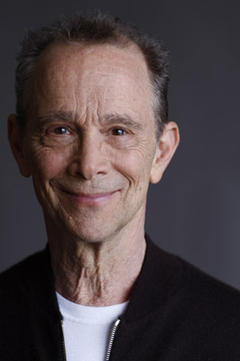 actor Joel Grey large photo