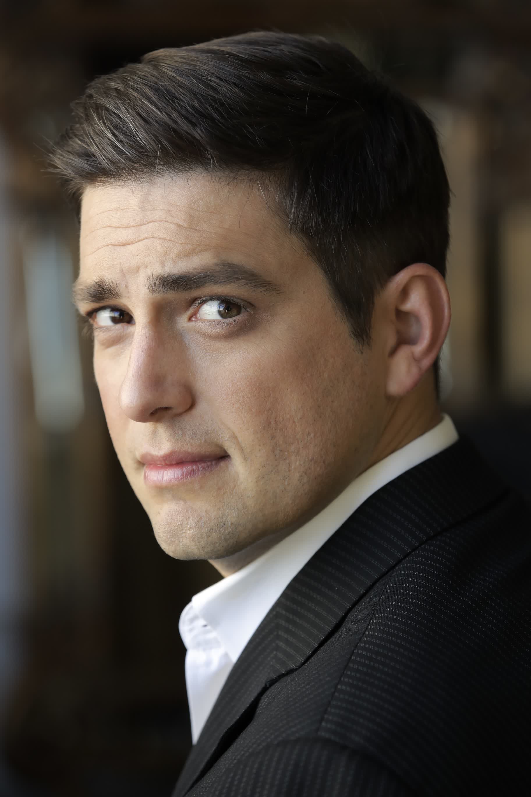 actor Josh Dean large photo