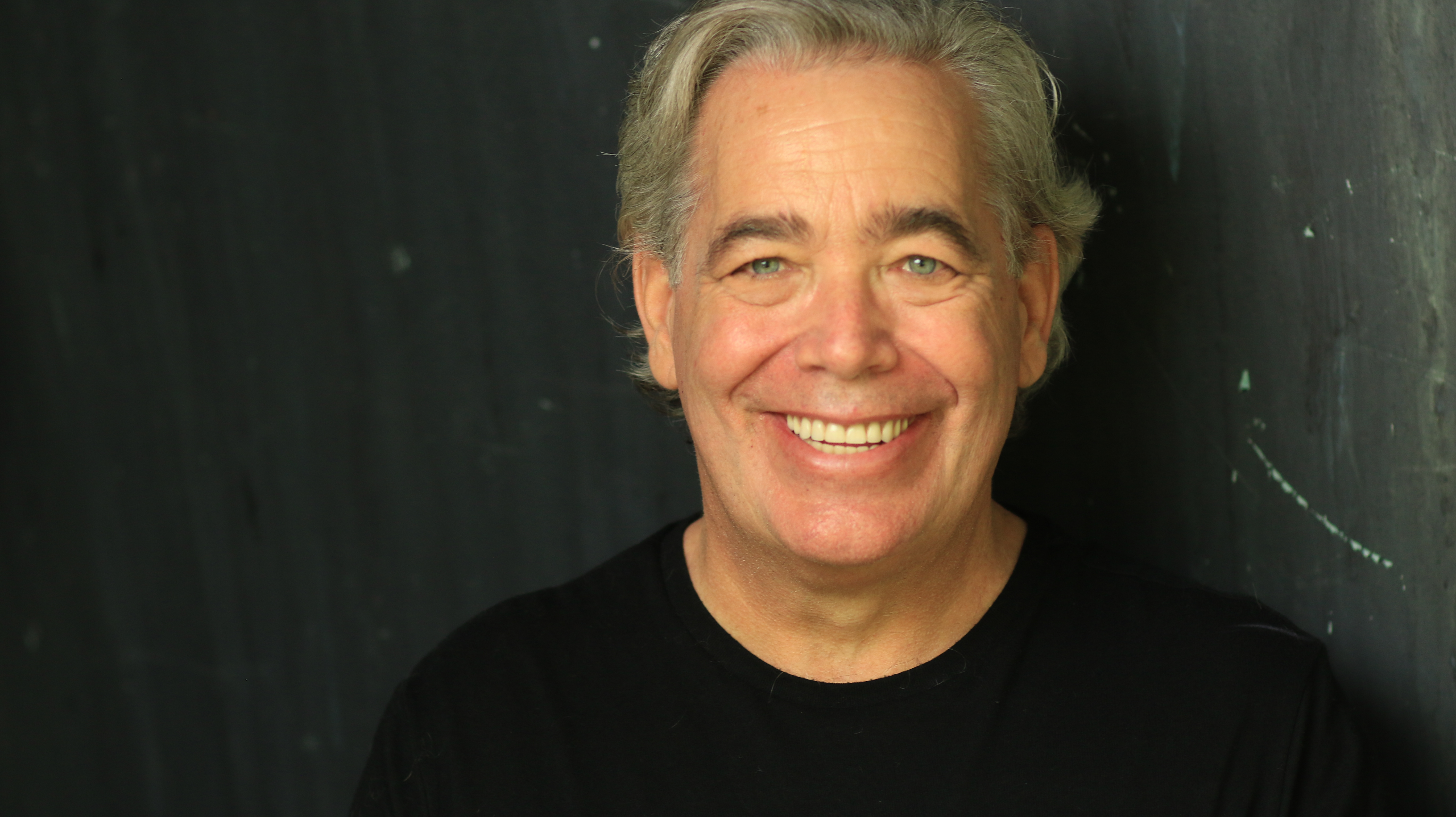 actor Robert Mello large photo