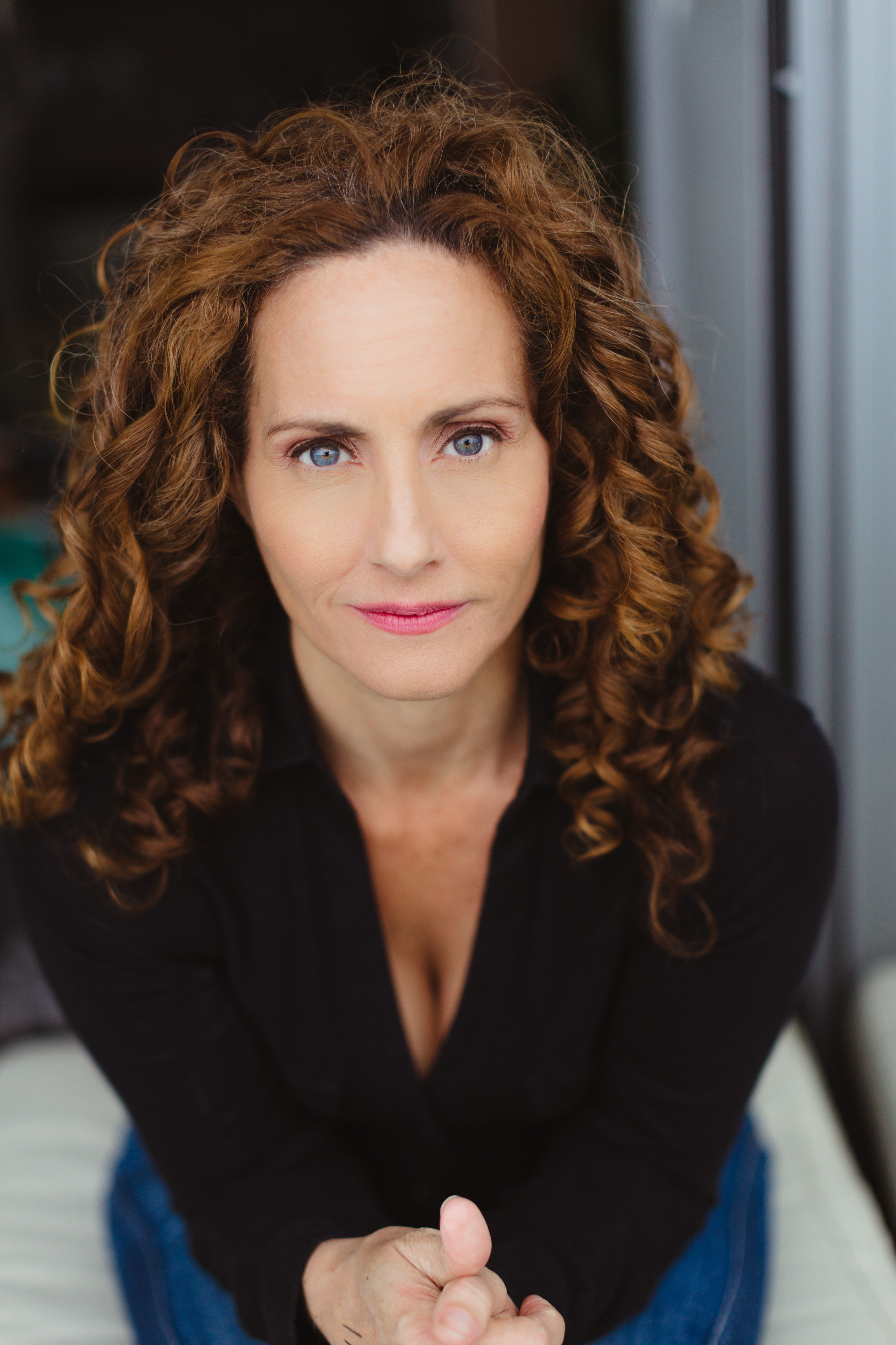 actor Meredith McGeachie large photo