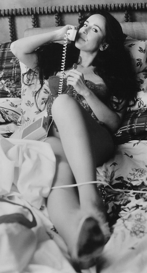 actor Caroleen Feeney large photo