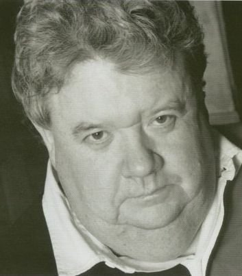 actor Ian McNeice large photo