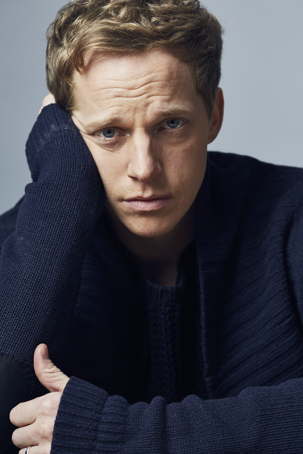 actor Chris Geere large photo